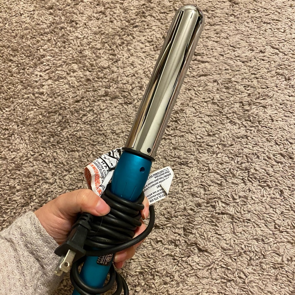 NUME MAGIC CURLING WAND